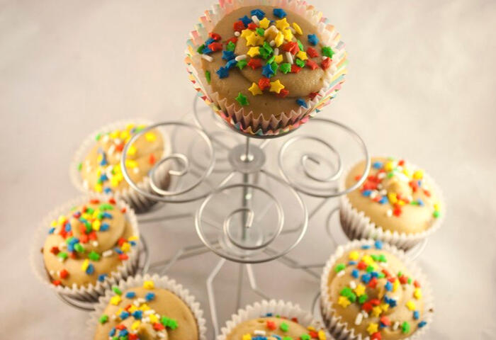 Cookie dough cupcakes