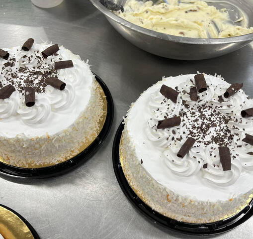 Italian cream cake