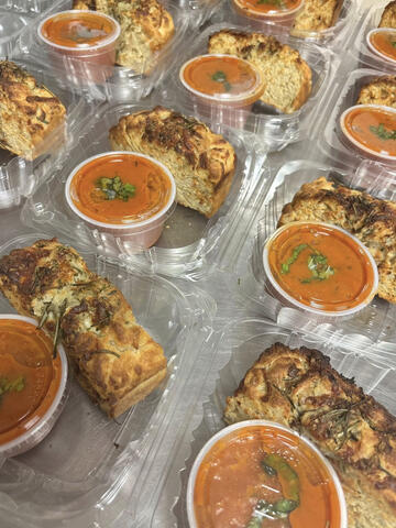 Rosemary garlic bread with fresh tomato sauce