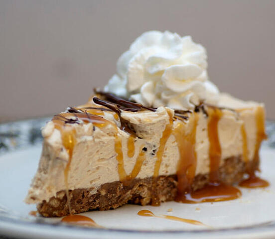Peanut butter pie