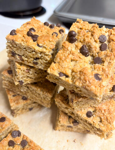 Gluten free chocolate chip oatmeal squares